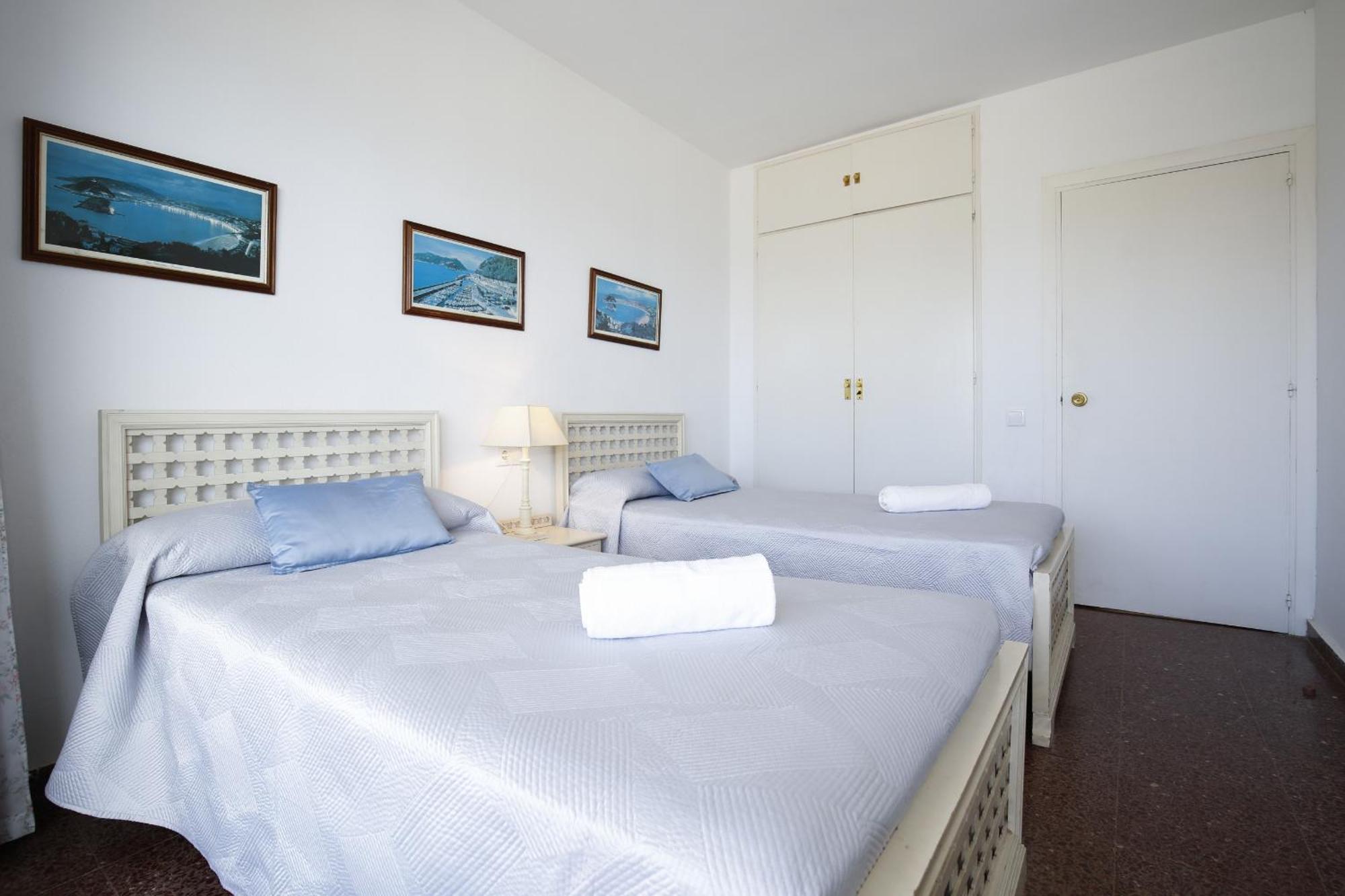 New Playazul 4 Apartment กัมบริลส์ ภายนอก รูปภาพ