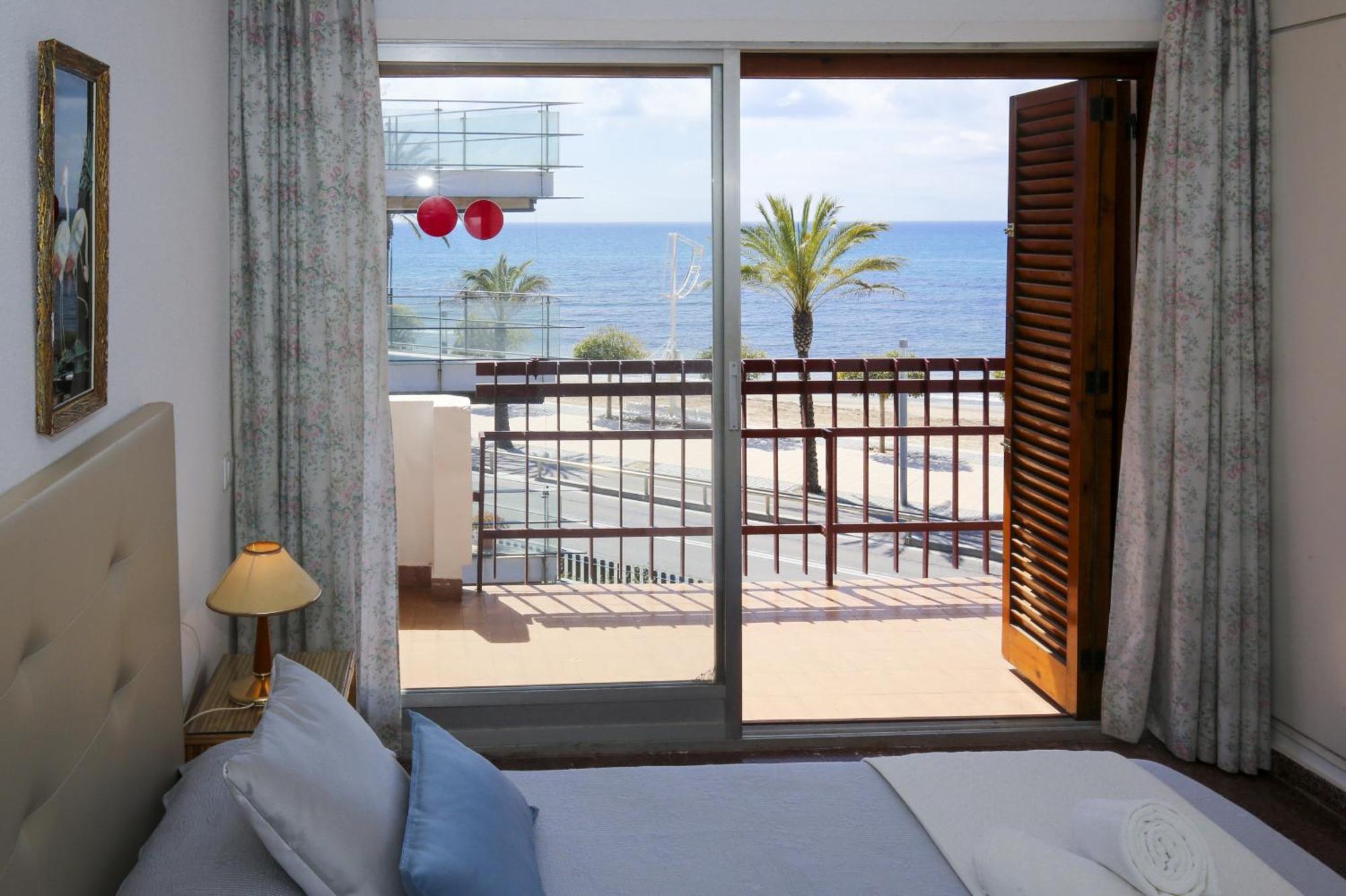 New Playazul 4 Apartment กัมบริลส์ ภายนอก รูปภาพ